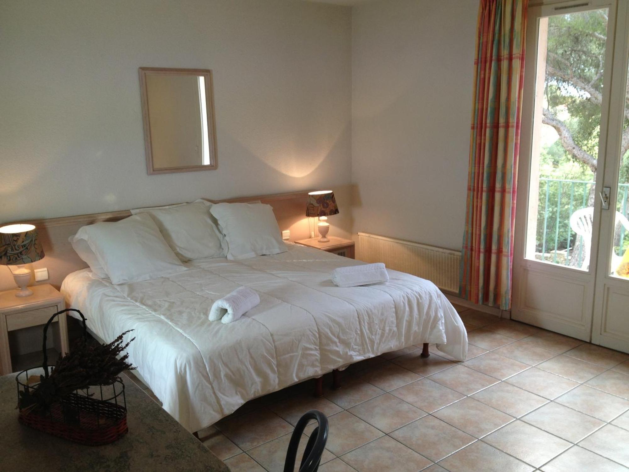 Hotel De La Mer ลาครัว-วัลแมร์ ภายนอก รูปภาพ
